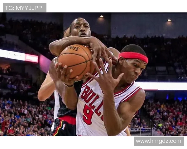 NBA季前赛小牛对阵老鹰精彩直播全程回顾与分析